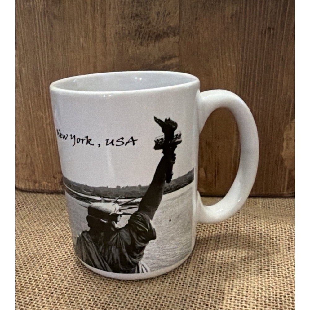 New York USA Statue of Liberty Black and White Coffee Cup Mug by Sherwood Brands